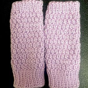 Handmade mittens Lavender New